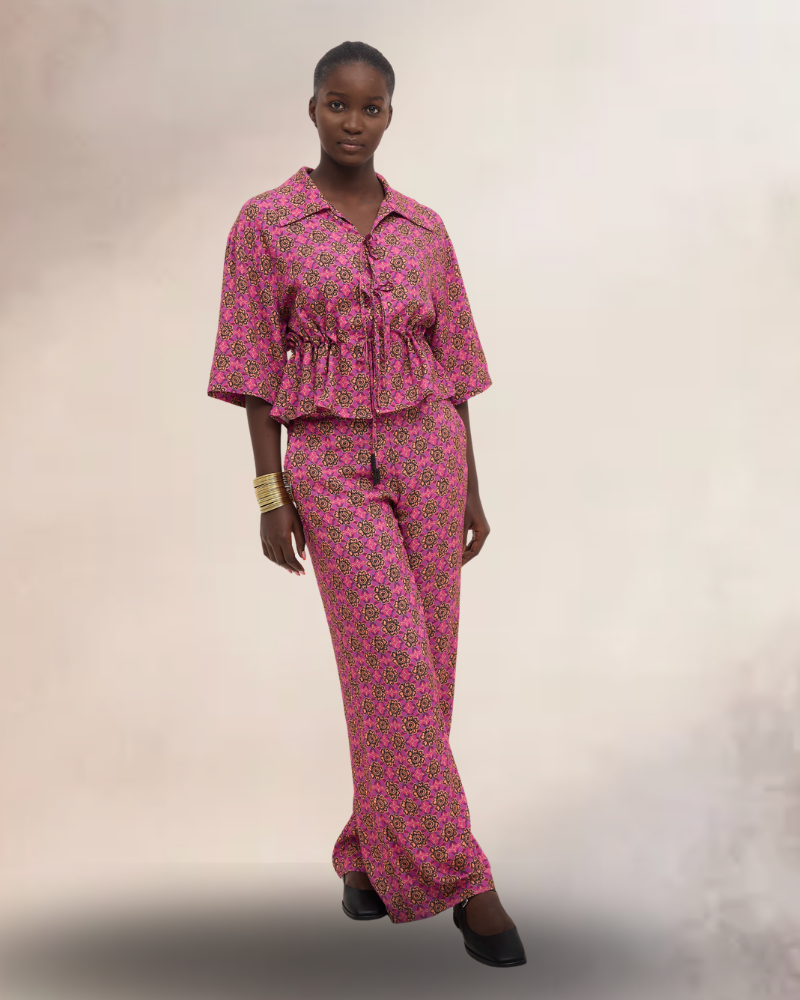 Kahuzi 3/4 Sleeve Tie Front Printed Top