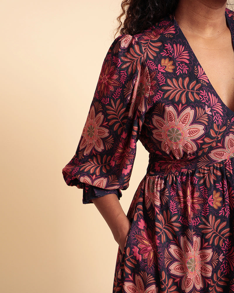 Hadu 3/4 Sleeve Printed Midi Dress