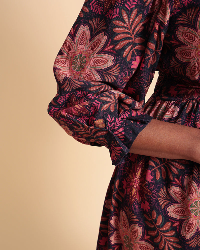 Hadu 3/4 Sleeve Printed Midi Dress