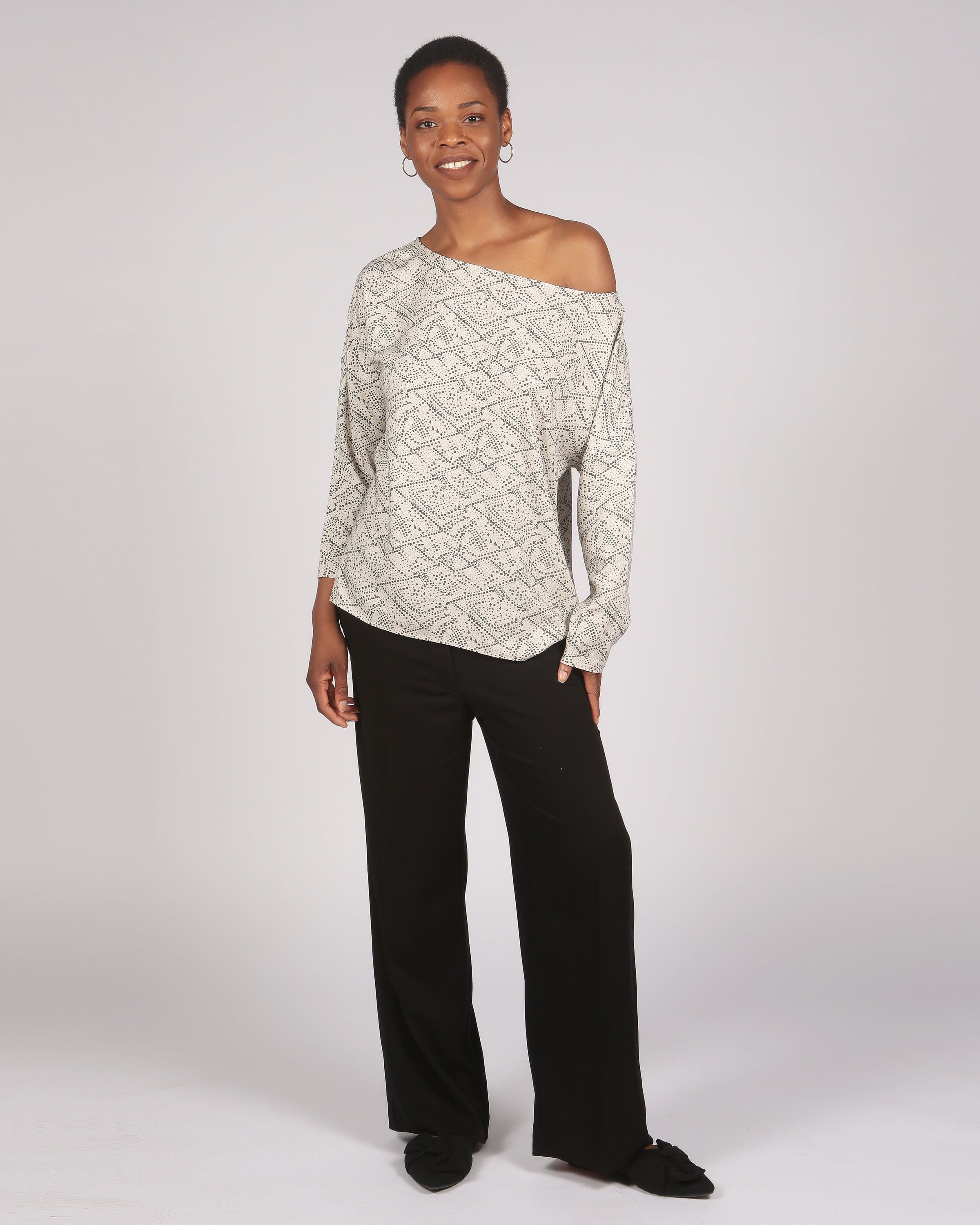 Somkaru Lenzing™ Ecovero™ Black and Cream Floral Printed Wide Neck Long Sleeve Top