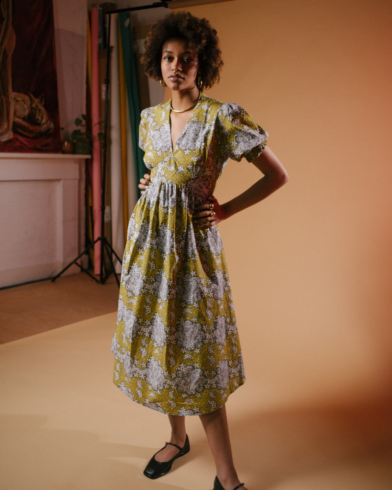 Yegura Short Sleeve Printed Midi Dress