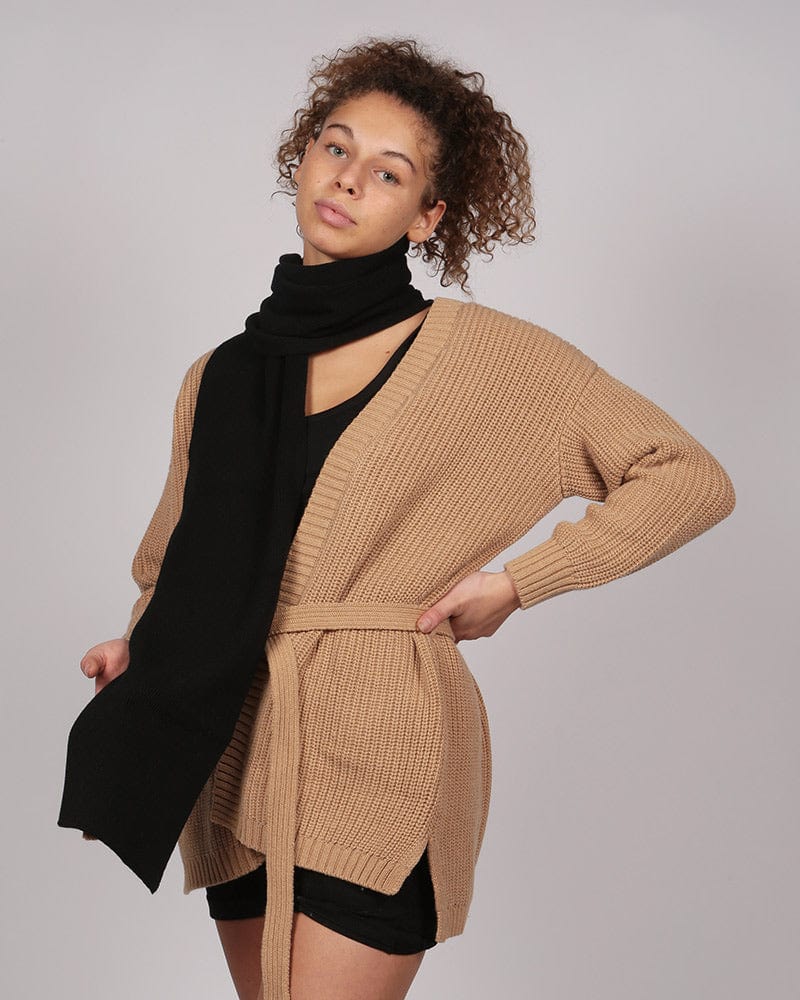 Saadani Knitted Ribbed Black Scarf In Responsible Wool & Organic Cotton