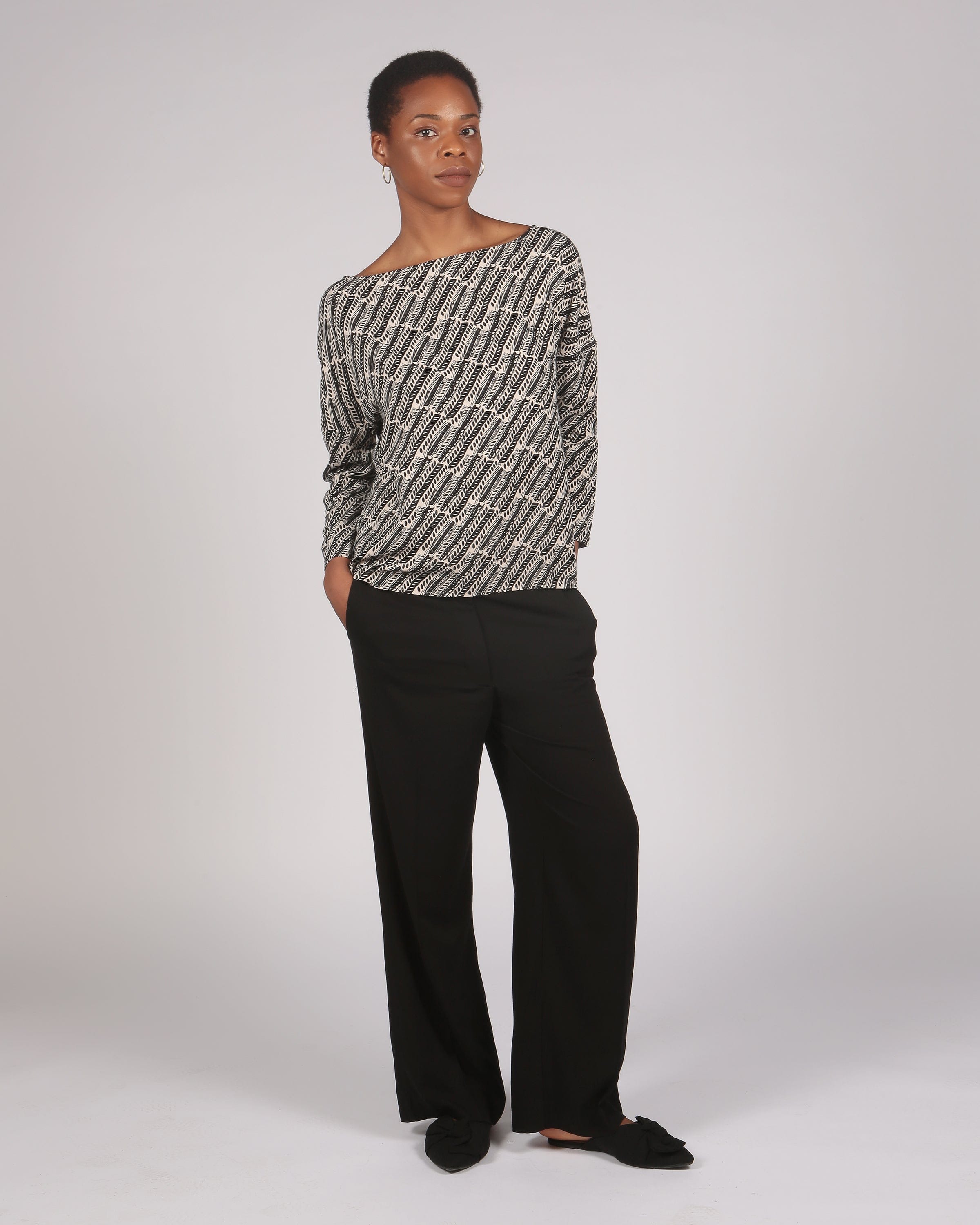 Somkaru Lenzing™ Ecovero™ Black and Cream Printed Wide Neck Long Sleeve Top