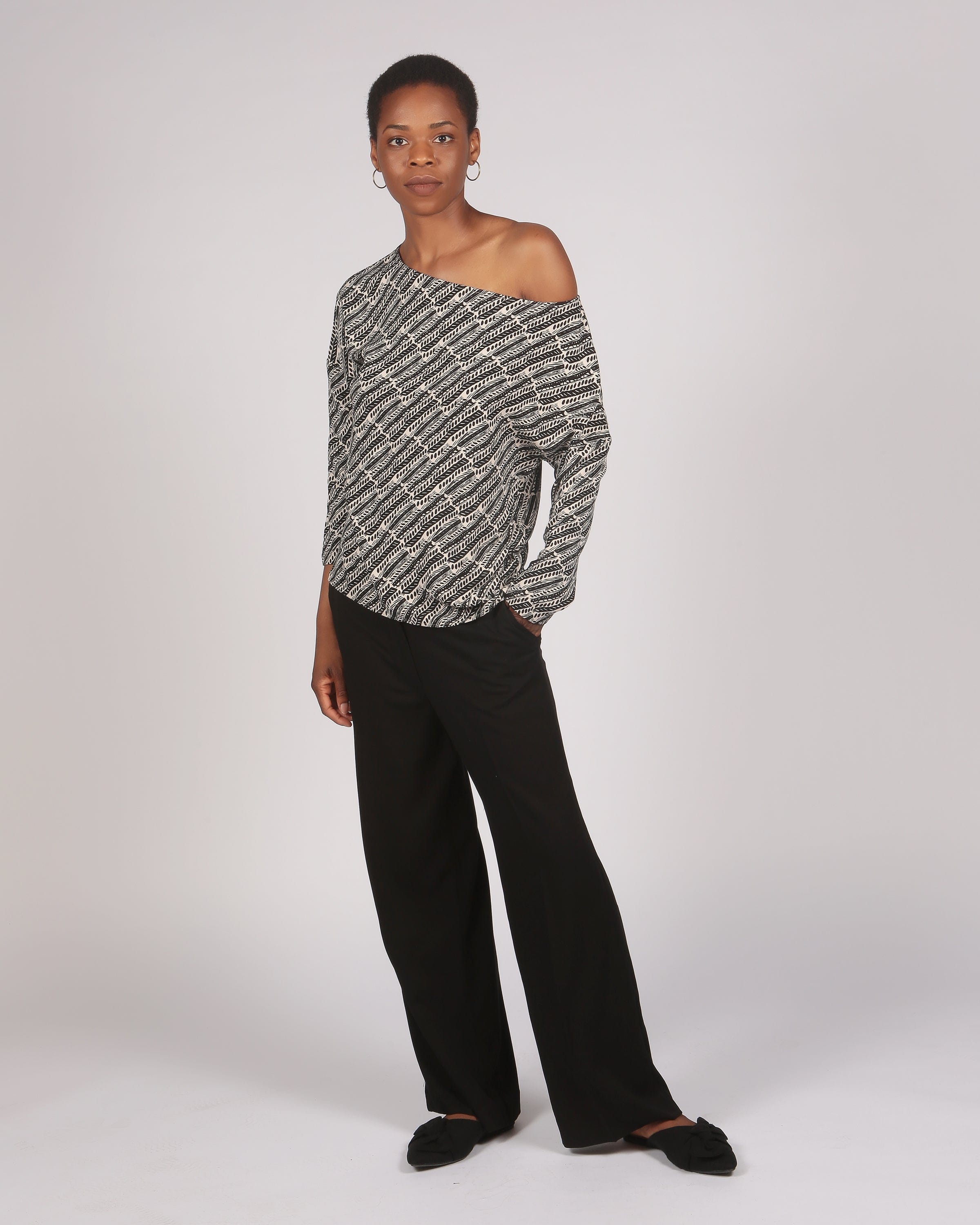 Somkaru Lenzing™ Ecovero™ Black and Cream Printed Wide Neck Long Sleeve Top