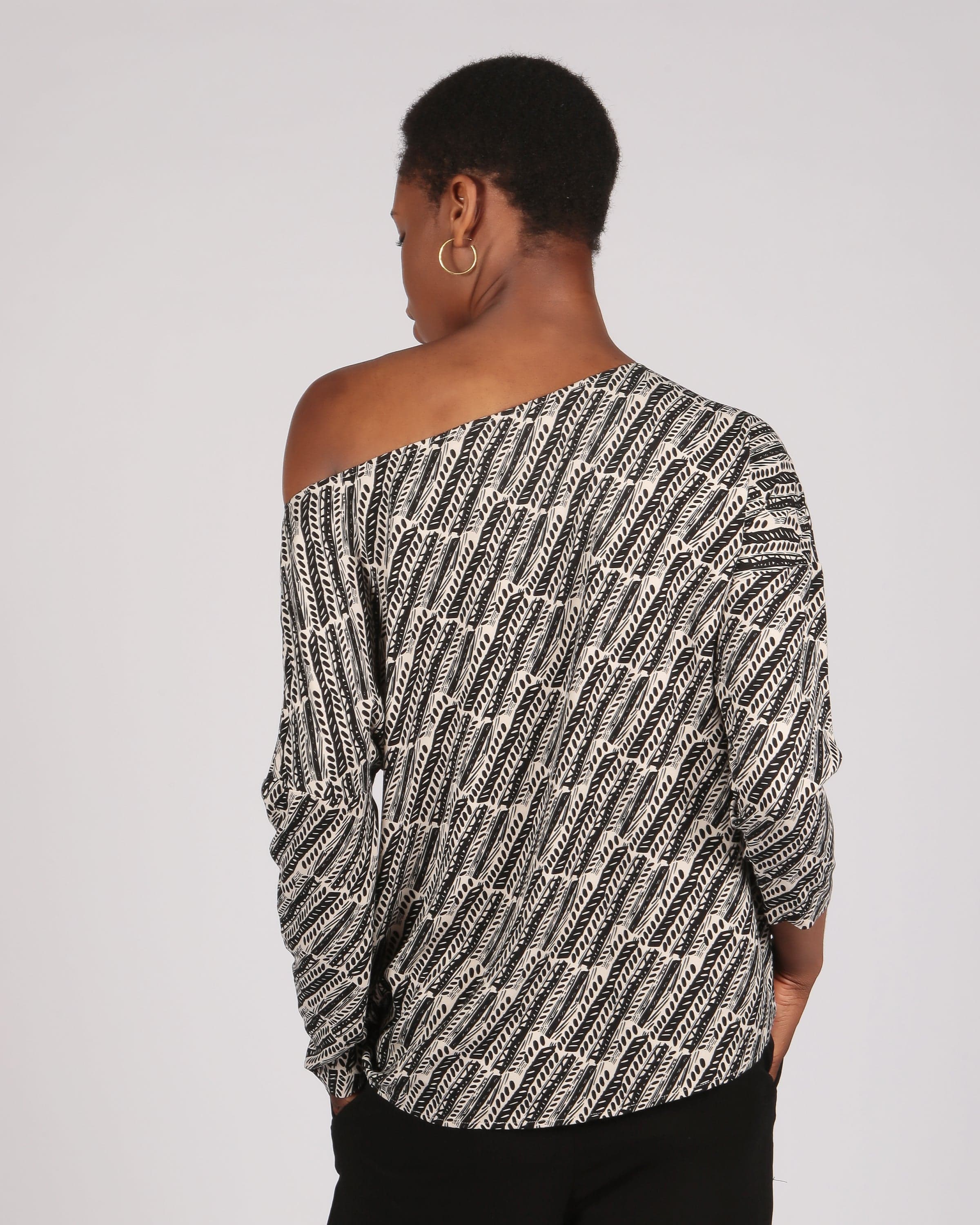 Somkaru Lenzing™ Ecovero™ Black and Cream Printed Wide Neck Long Sleeve Top