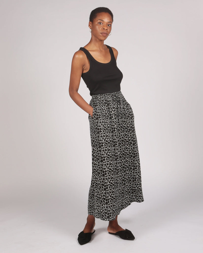 Choqa Black and White Printed Elasticated Skirt