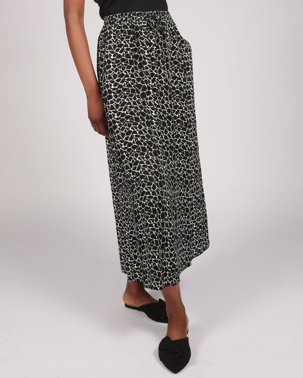 Choqa Black and White Printed Elasticated Skirt