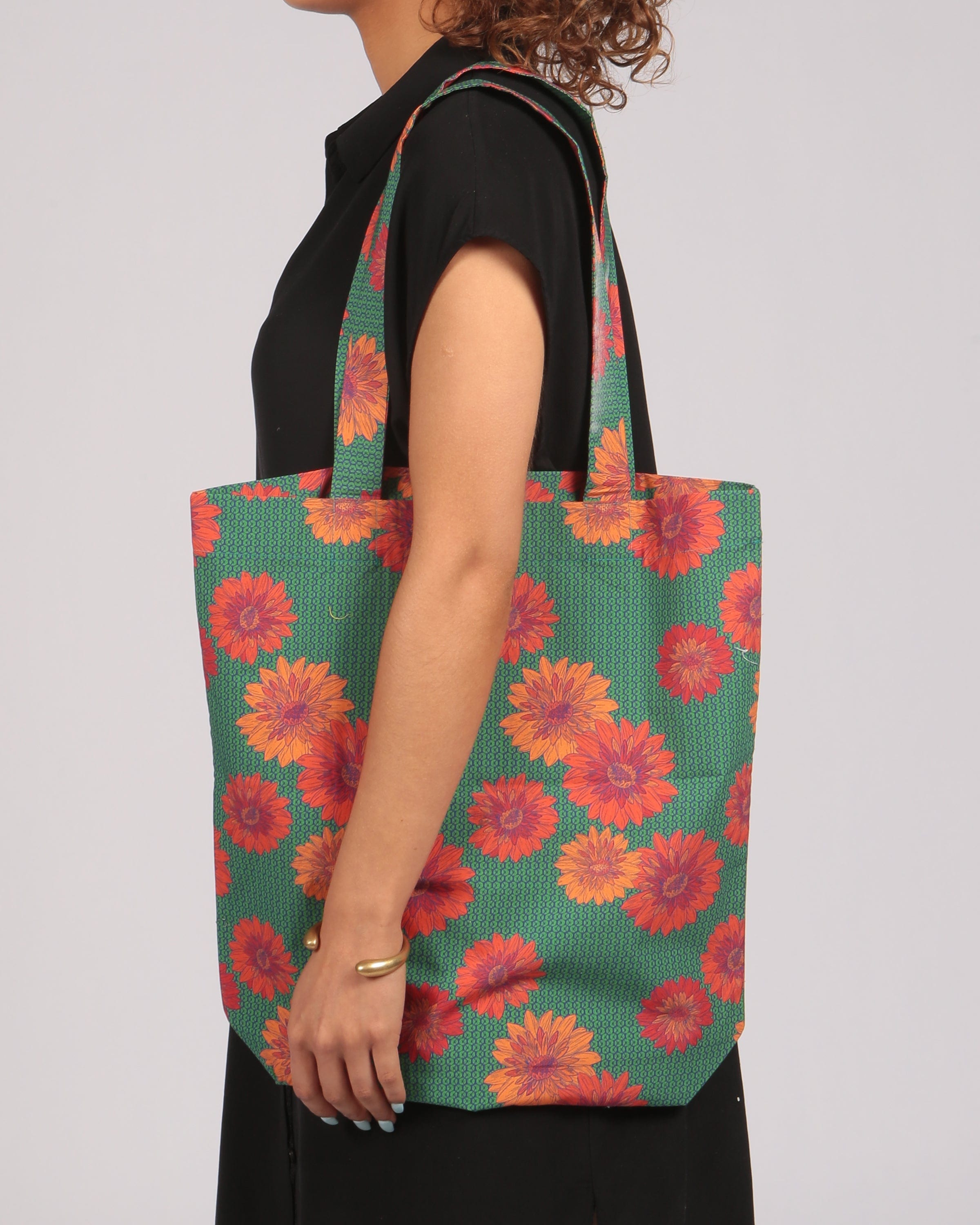 Yambe Red Daisy Print  Shopper