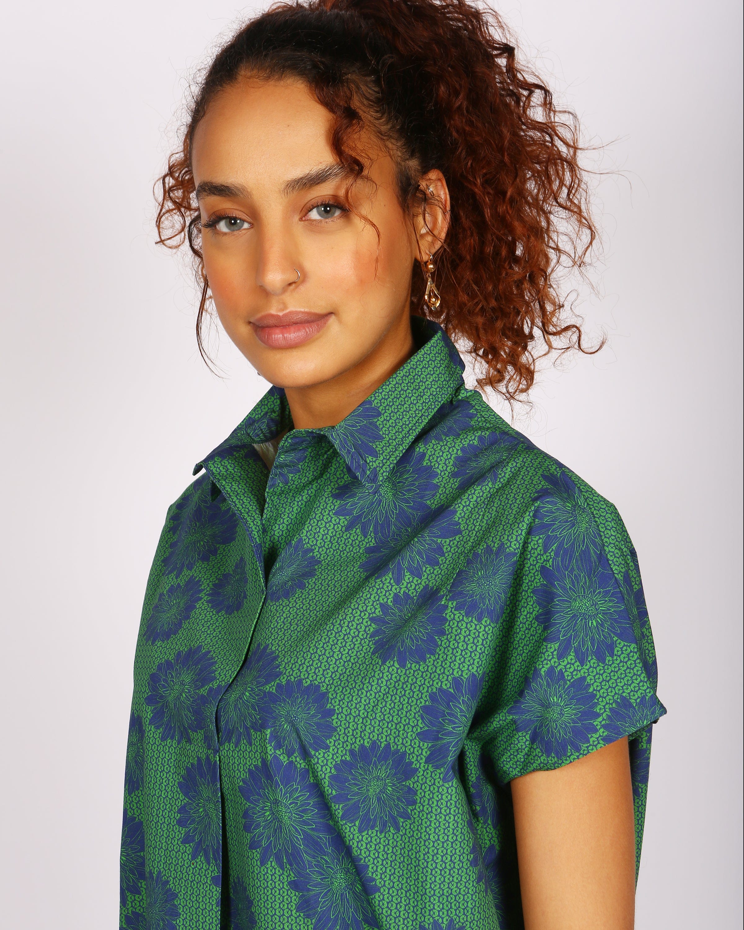 Sayeti Blue Daisy Printed Short Sleeve Shirt